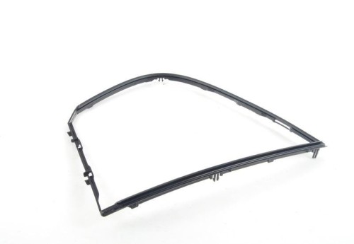 Oryginalna uszczelka szyby bocznej tylnej BMW E90.jpg