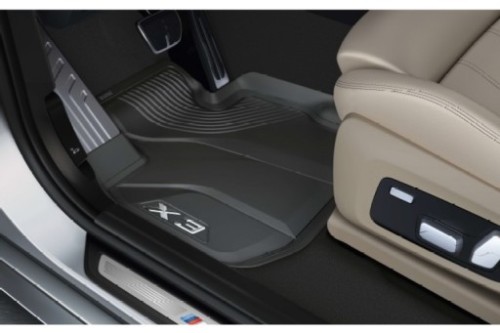Oryginalne dywaniki gumowe BMW X3 G01 przód2.jpg