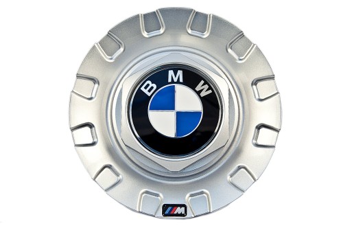 Oryginalny kołpak na felgę aluminiową BMW styl 101.jpg
