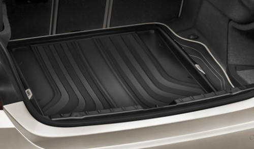 Oryginalna mata bagażnika BMW F33 cabrio3.jpg