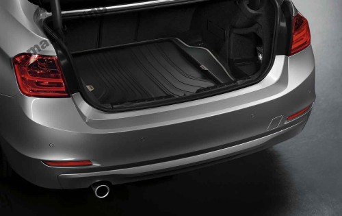 Oryginalna mata bagażnika BMW 2 F45 Active Tourer3.jpg